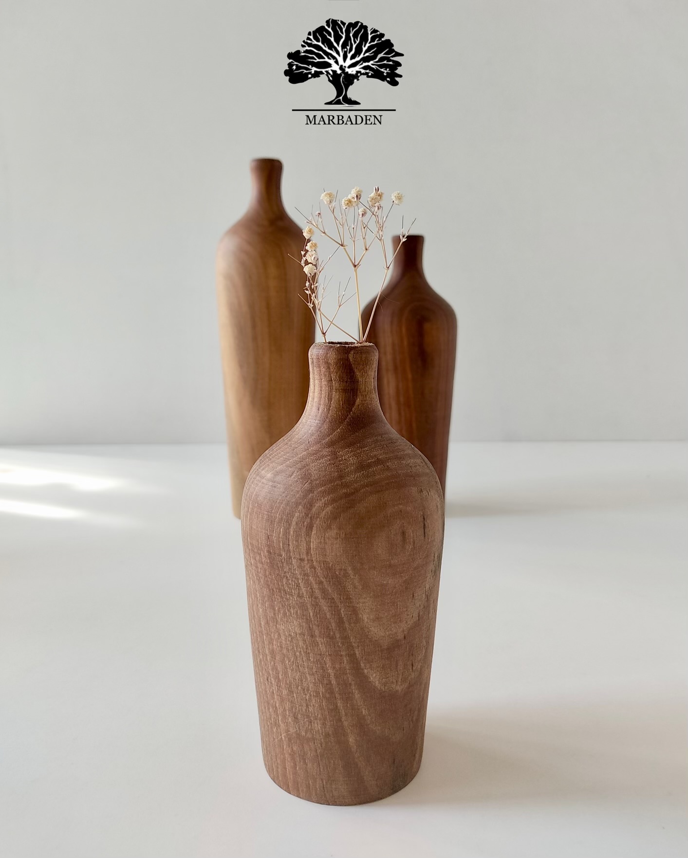 گلدان چوبی مدل گرد استوانه خراطی دستساز  (چوب گردو) Berda