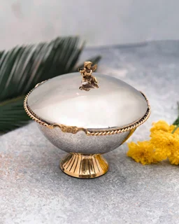 شکلات خوری پایه دار برنجی فلورانس FL-90245