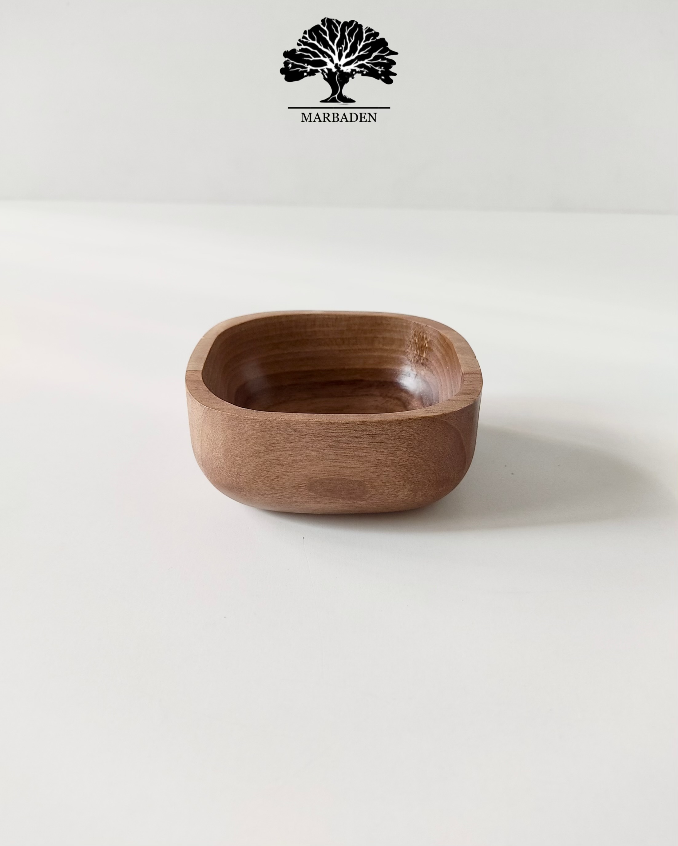 کاسه چوبی مدل فنیس قطر 9 سانتیمتر اماهوم (چوب گردو) Fenice-B9