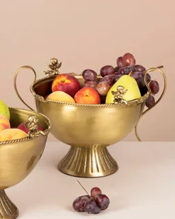 شکلات خوری دسته دار ، پایه دار کویین برنجی طلایی AQ-7706